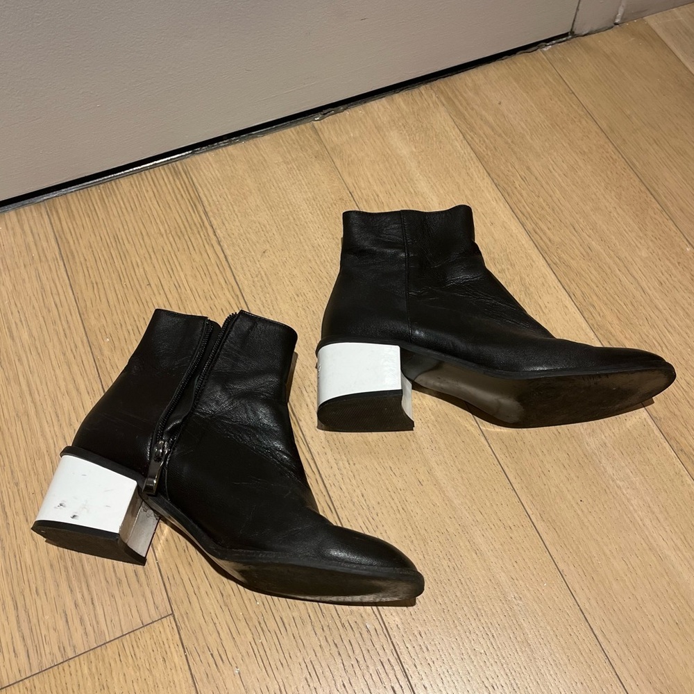 Korean designer brand boots